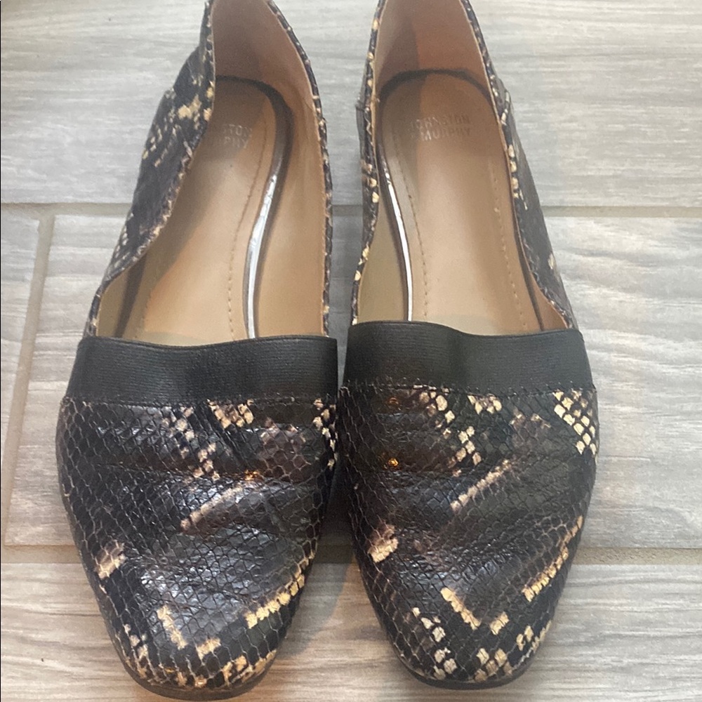 Black and Cream Flats with Snakeskin Pattern